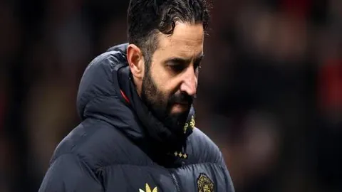 德甲巅峰对决：弗赖堡挑战云达不莱梅，5胜4负悬念谁将揭晓？精彩分析不容错过！